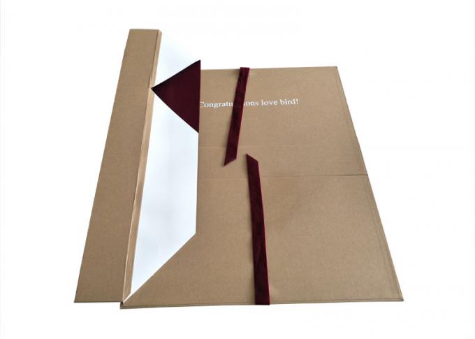 Fechamento de papel de dobramento da fita de veludo da caixa de presente do ofício para o empacotamento do vestido de casamento