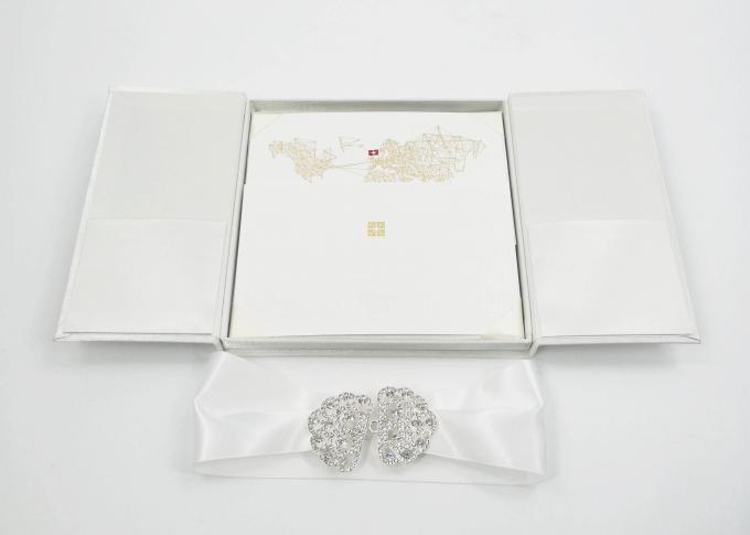 Convite de seda branco elegante do casamento da caixa de presente do presente do cartão com curva/curvatura