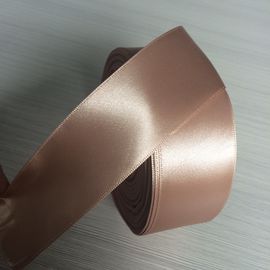 China Vária fita Roll1.5 do cetim da cor sólida das cores - de 2cm do tamanho poliéster 100% largamente fábrica