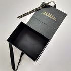 Forma de dobramento do livro negro das caixas de presente do projeto decorativo com fita bonita fornecedor