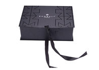 Roupa personalizada que empacota caixas de presente bonitas de dobramento com a fita decorativa fornecedor